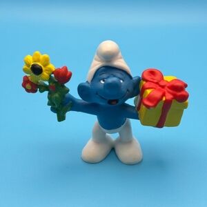 🤍💙Flower And Gift Smurf Schleich Germany Peyo Matte version🤍💙